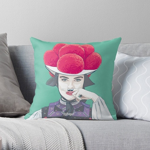 Bollengut_Kissen_Schwarzwaldmaedel_Laura_mit_Moustache